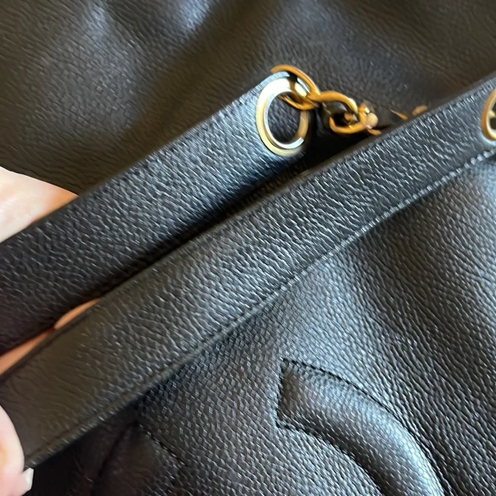 💄Chanel EUC 90s Vintage Chanel code intact but starting to flake but can see it - Picture 4 of 12